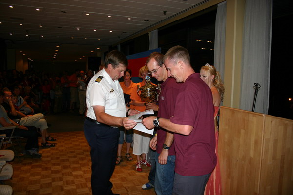 Die Siegerehrung der Internationalen Triathlon Militr Challenge wurde vom kommandierenden Admiral durchgefhrt. Zur Freude aller gewann das JaboG 32  die Internationalen Militr Triathlon Challenge 2007...